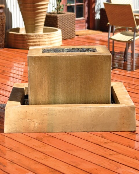Linear Garden Fountain Contemporary high-end Modern Decor